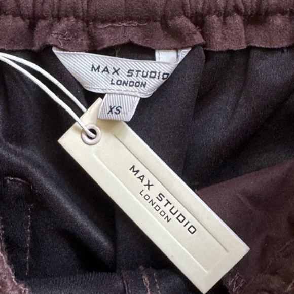 Max Studio Barrel Leg Pants - Picture 4 of 6